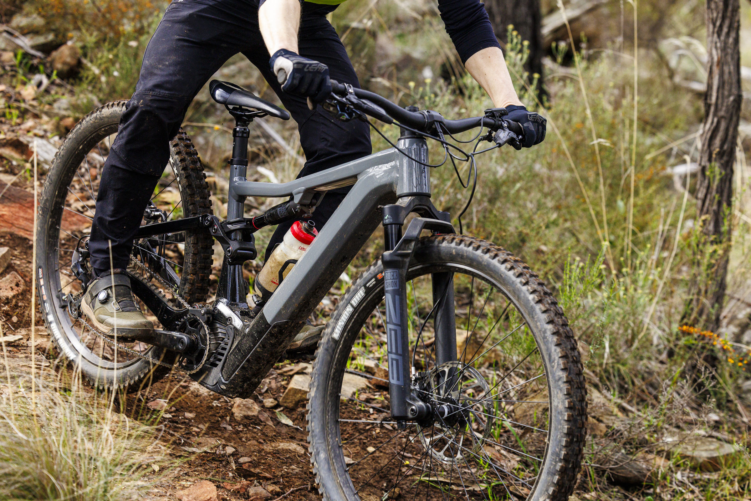 2024 focus sam2 6.7 emtb bosch